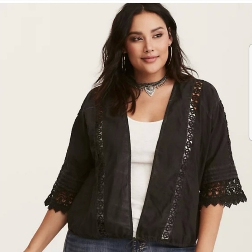 Torrid size 00x 10 M/L Lace Inset Beaded Jacket
